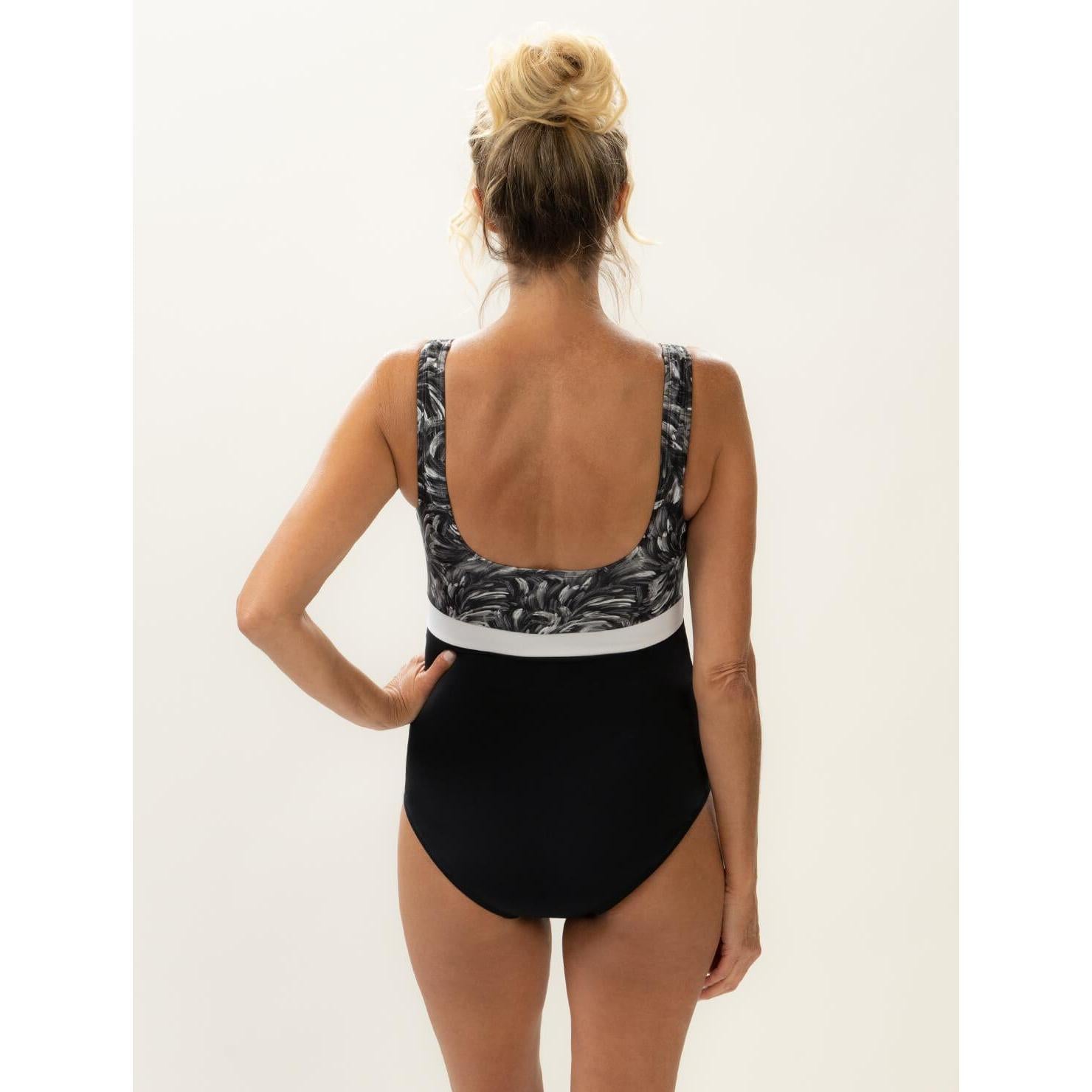 Aquashape Women's Moderate Scoop Back One Piece
