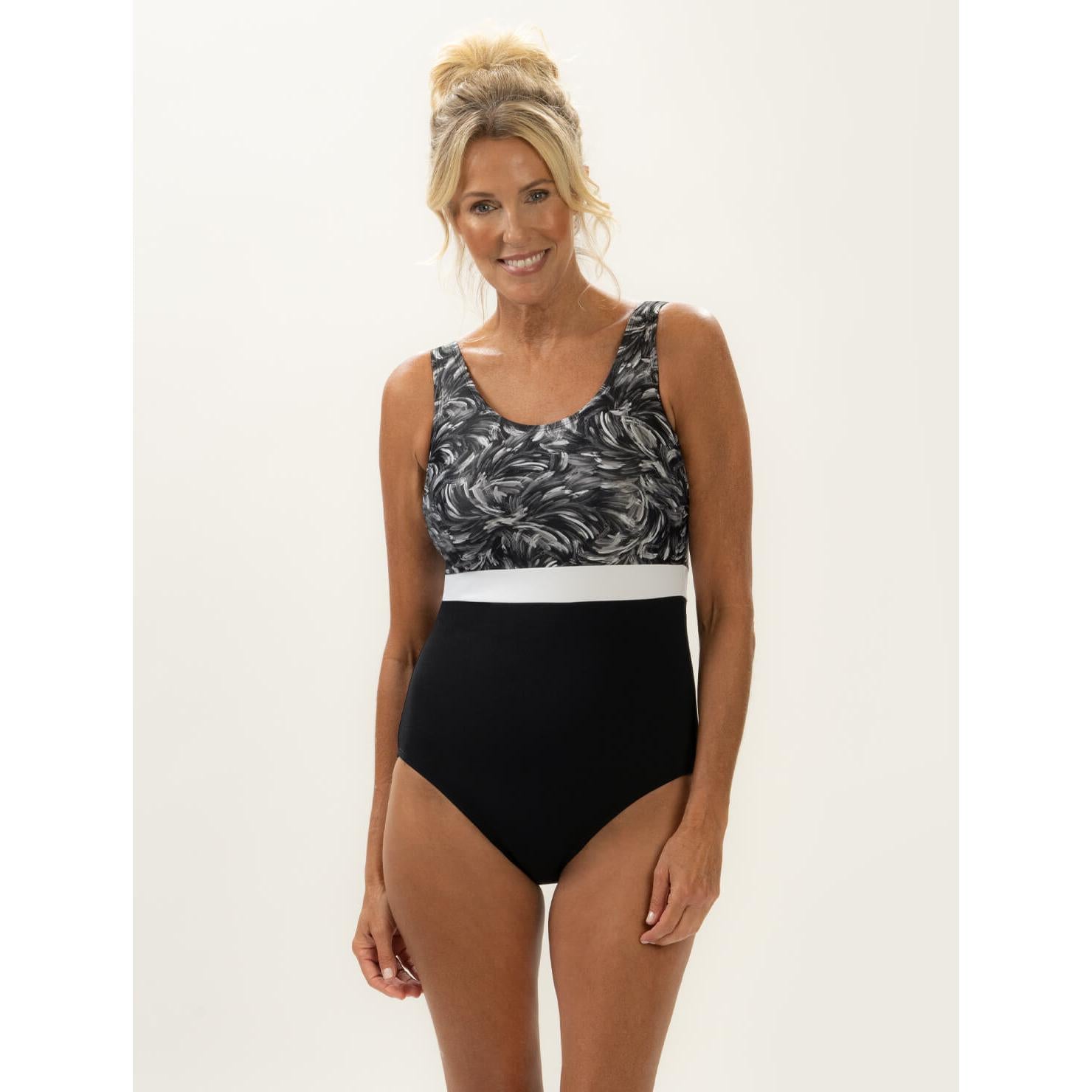 Aquashape Women's Moderate Scoop Back One Piece