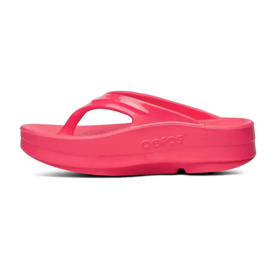 OOFOS OOmega OOlala Thong Sandal